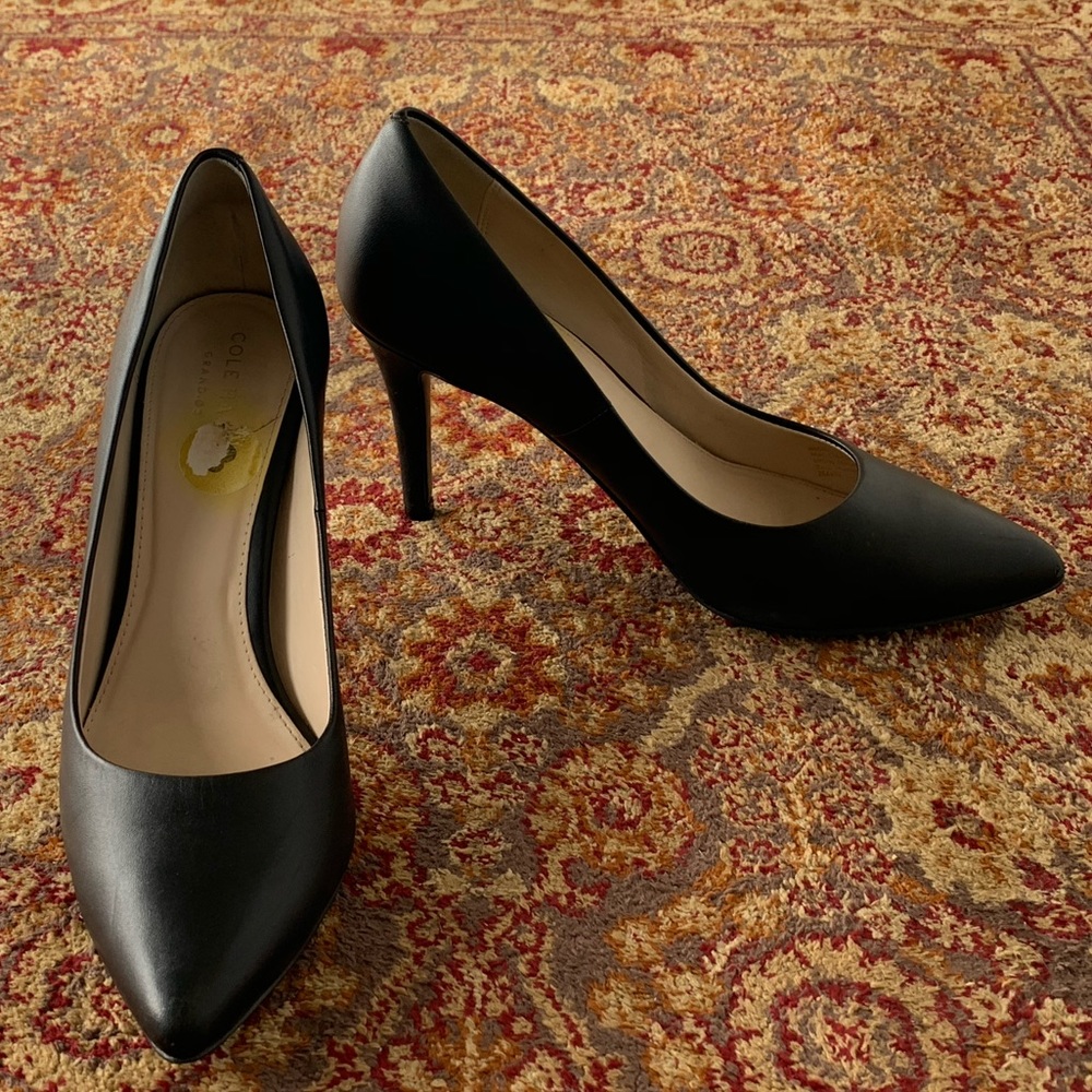 Cole Haan Quincy pump in EUC.
